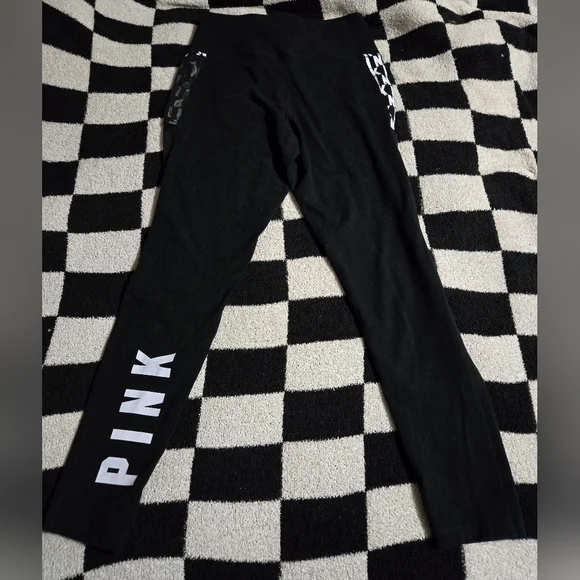 Victoria's Secret Pink black leggings with mesh pocket and logo size large - Picture 2 of 3